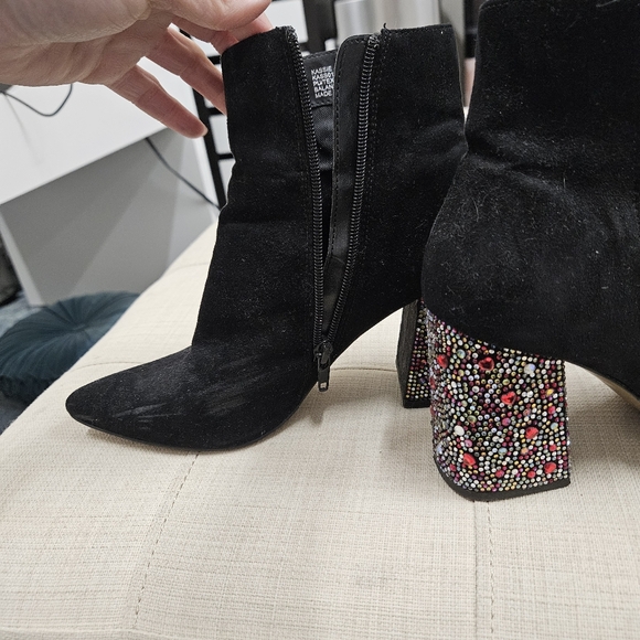 Betsy Johnson Heart Rhinestone Heels - Picture 6 of 13